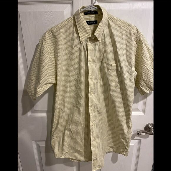 Men’s Nautica short sleeve button down shirt - Picture 1 of 2